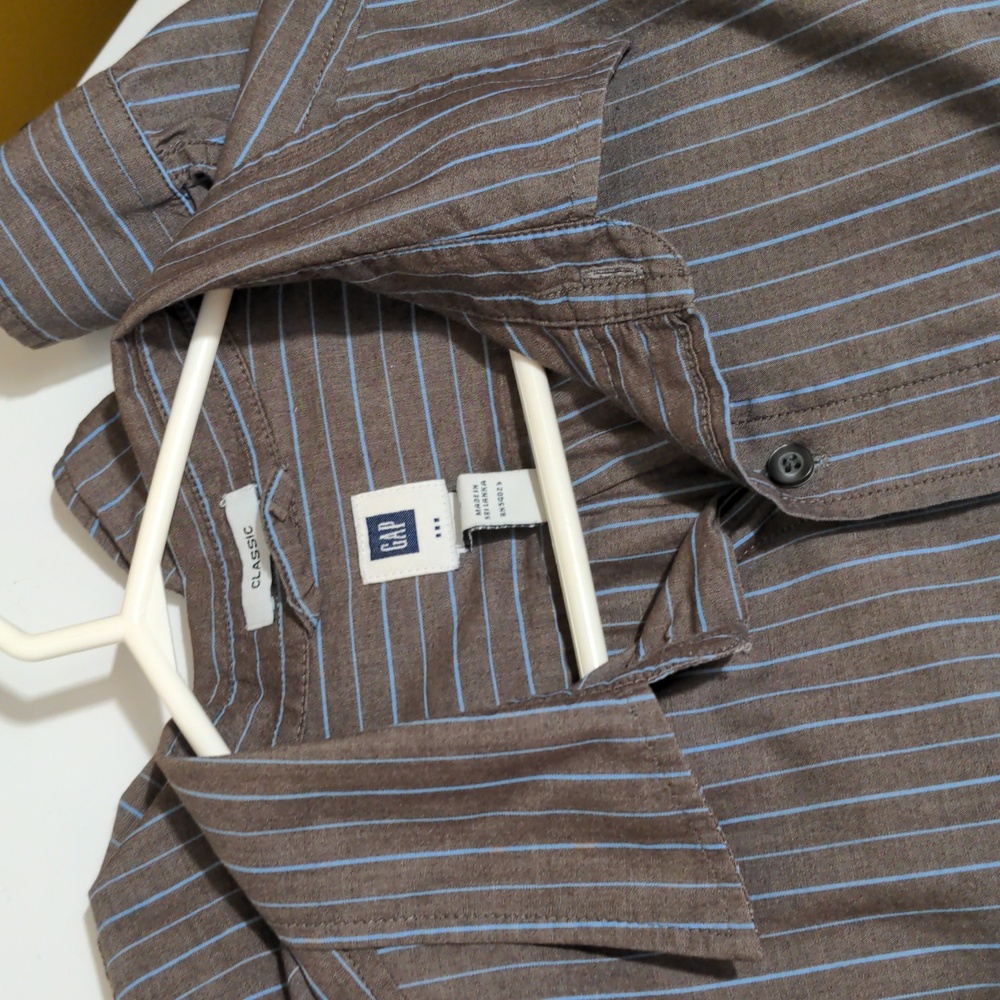 Gap Shirt